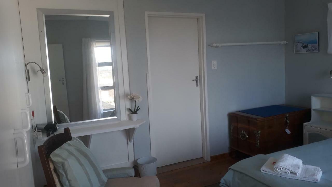 Breakaway Apartment With Balcony Yzerfontein Esterno foto